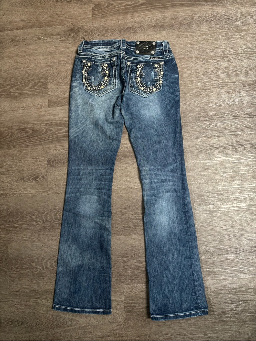 Miss Me Mid Rise Bootcut Jeans Embellished Rhinestone Horseshoe Pearl Pocket